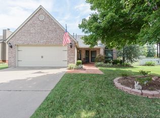 8813 S 92nd East Ct, Tulsa, OK 74133