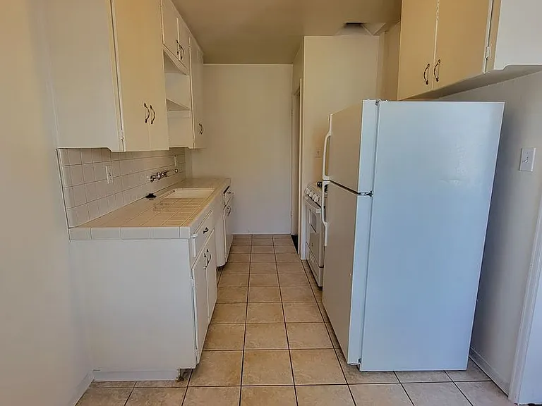 4882 Cape May Ave. — Photo 39