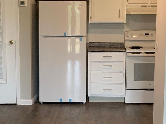 2nd image of 1044A Harold Dr