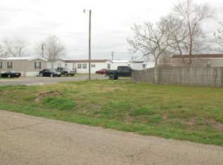 100 Saylock Ln, Opelousas, LA 70570