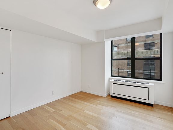 5th image of 247 W 87th St APT 23F
