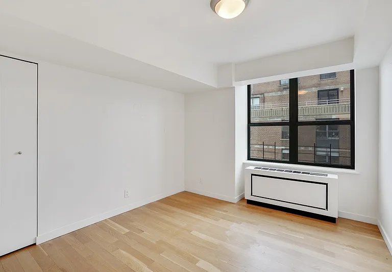 247 W 87th St #23F — Photo 5