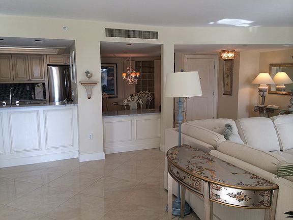 4th image of 4751 Gulf Shore Blvd N APT 406