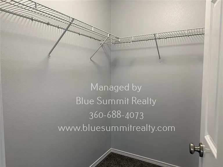 7633 Rushmore Way NE — Photo 16