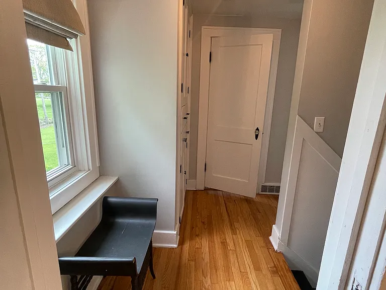 2528 Jefferson Ave — Photo 10