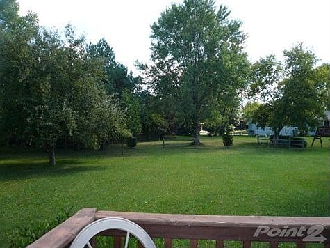 Casual Ct-Yard