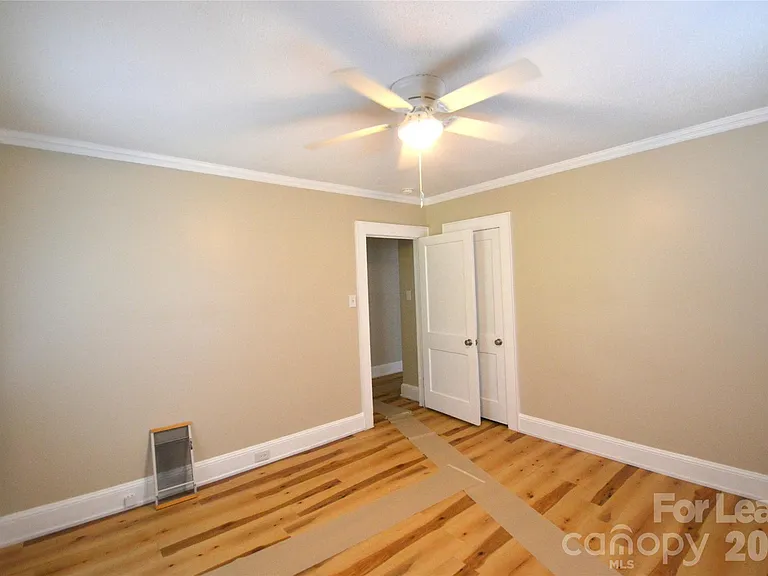 800 Arbor St NE — Photo 19