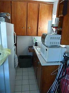 5th image of 117 4th Ave S APT 1