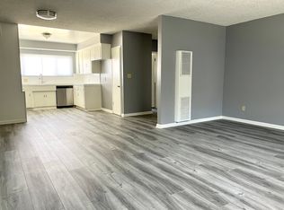 2250 N Frederic St APT B, Burbank, CA 91504