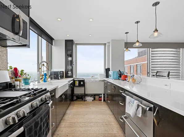 215 East 96th Street PHH image 2 of 23