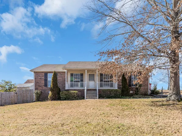 326 Forrest Dr, Greenbrier, TN 37073