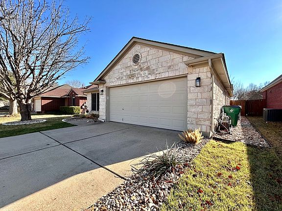 2nd image of 14511 Cottingham Dr