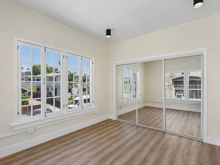 4452 Finley Ave #11 — Photo 12