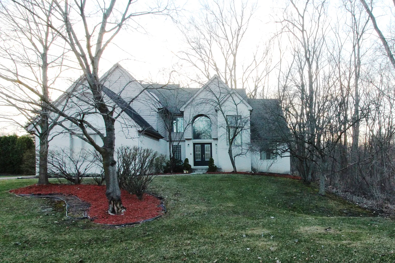5720 Swan Lake Ct photo 1