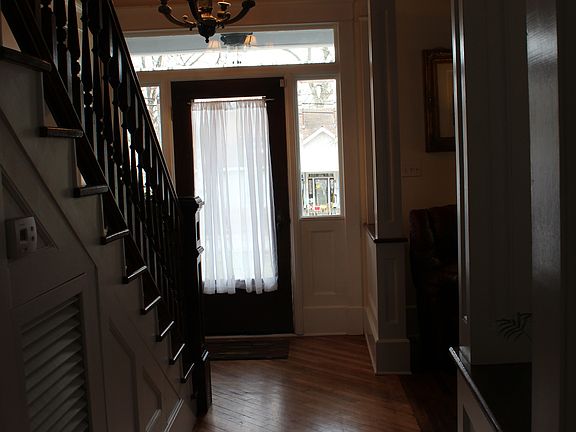 Entry Foyer