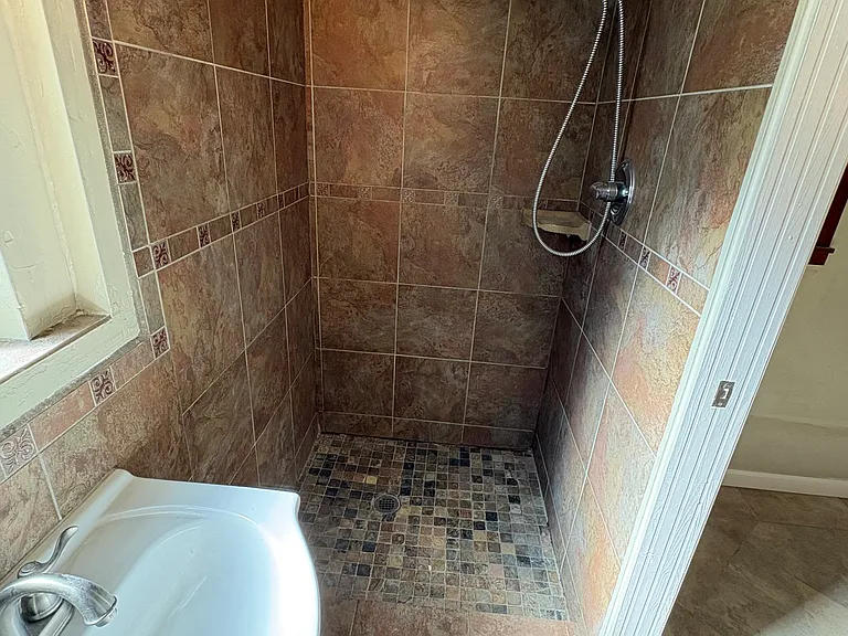 2516 N St #4 — Photo 21