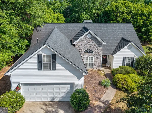 6245 Wilmington Way, Flowery Branch, GA 30542