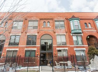 2142 W Ohio St #2, Chicago, IL 60612