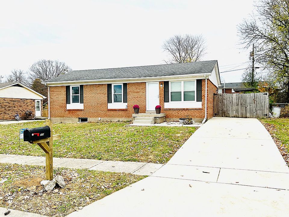 1st image of 104 Birch Dr