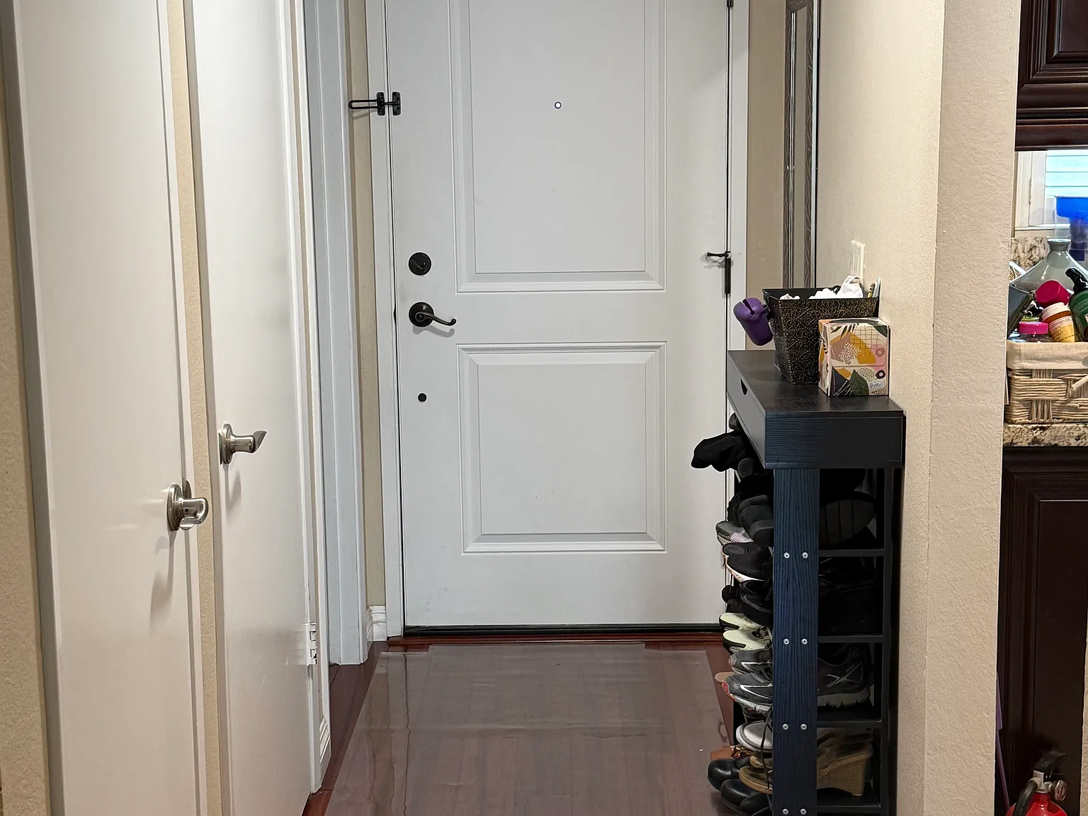 3 bed, 2.5 bath, 1512 sqft, $4,000 — Photo 2