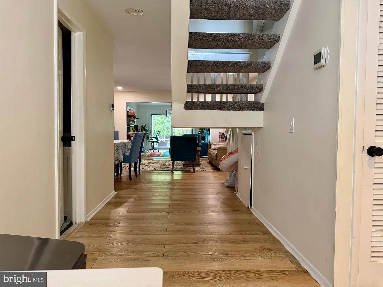 3 bed, 1.5 bath, 1404 sqft, $3,350 — Photo 3