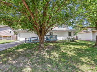 706 W Tracy Ave, Augusta, KS 67010