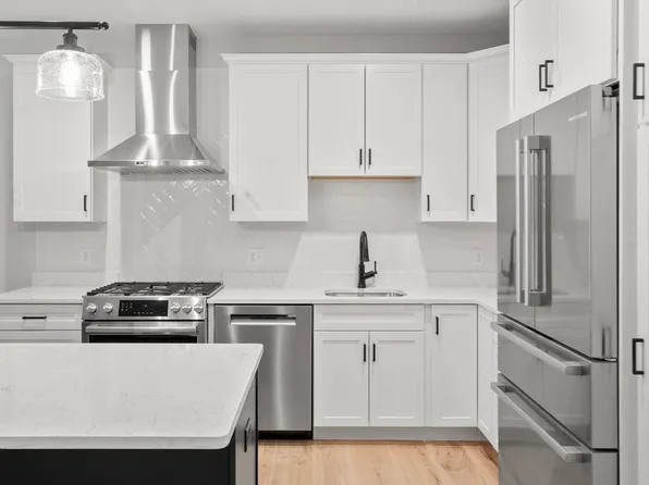 134 Court St #16, Plymouth, MA 02360