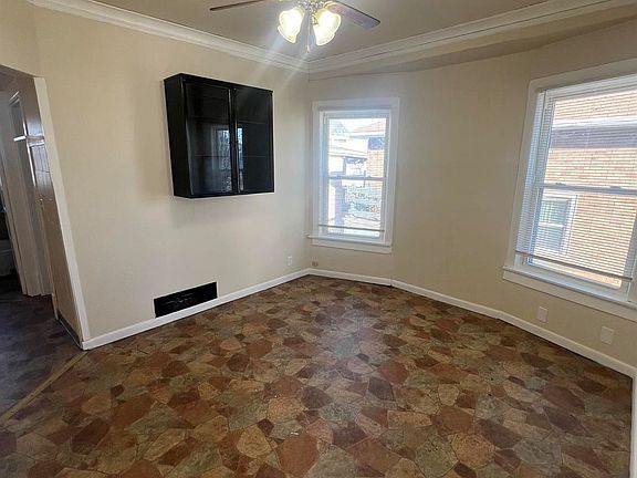 2nd image of 709 S 34th St