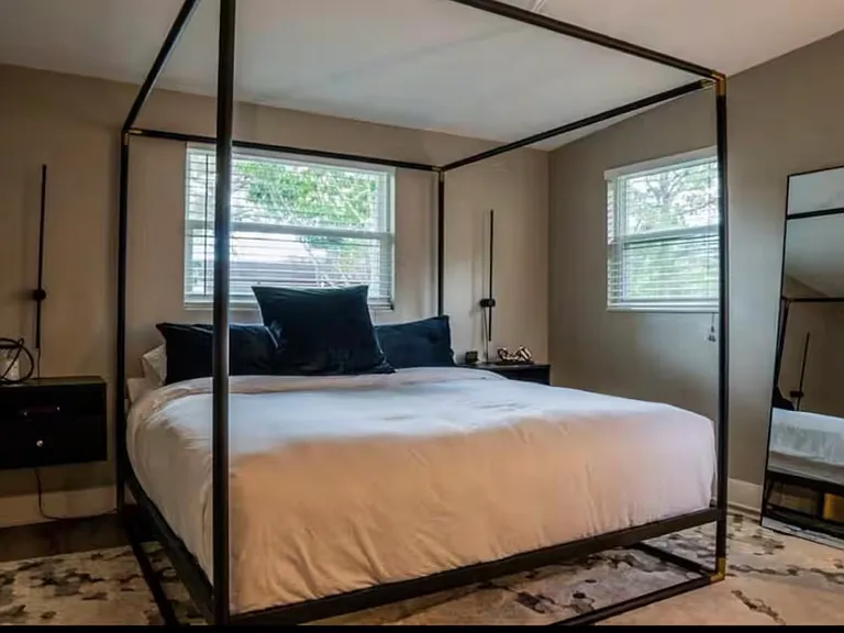 5722 Moonlight Cir — Photo 11