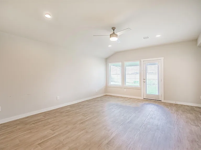 12534 Newport Arch Ln — Photo 6
