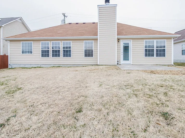 7128 Legacy Dr — Photo 17