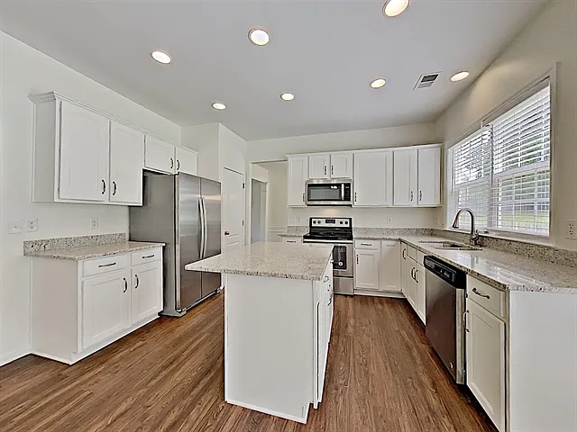 11213 Harmony Ct — Photo 2