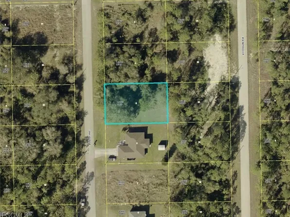 2016 Robert Ave, Alva, FL 33920