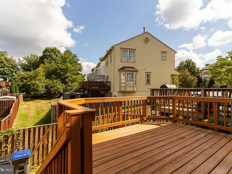 3290 Gina Pl — Photo 34