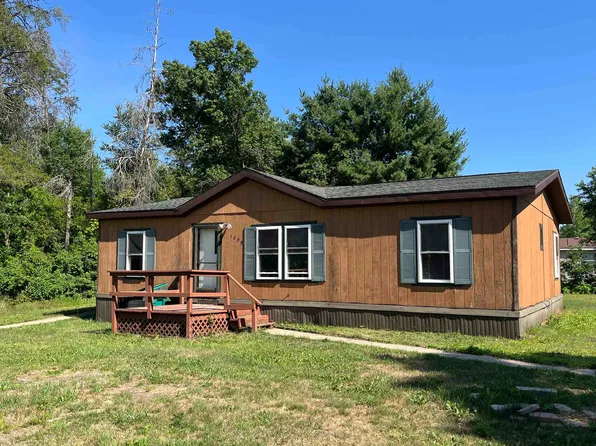 1695 Janet St, Harrison, MI 48625