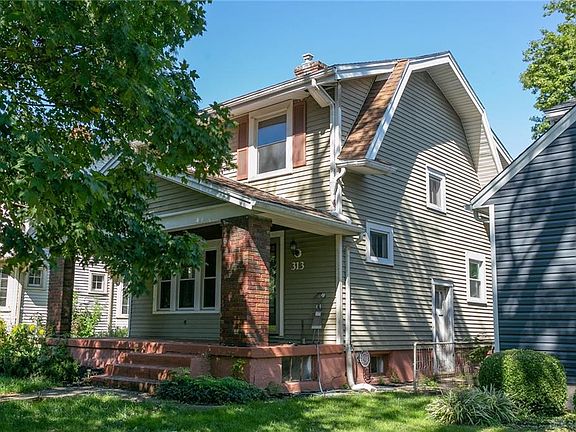2nd image of 313 Peach Orchard Ave E