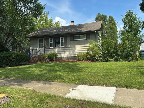 2nd image of 2610 Mohawk Rd