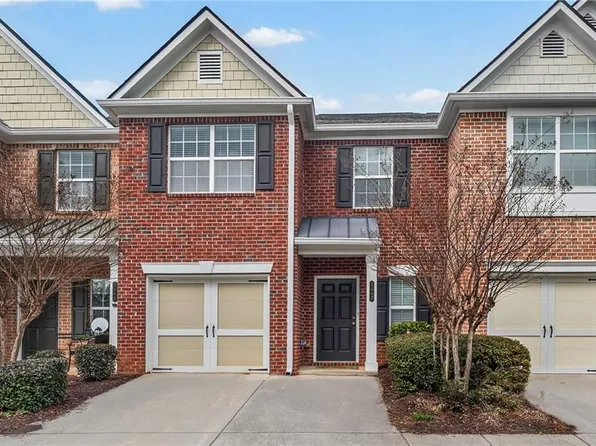 5662 Lawley Dr, Johns Creek, GA 30022