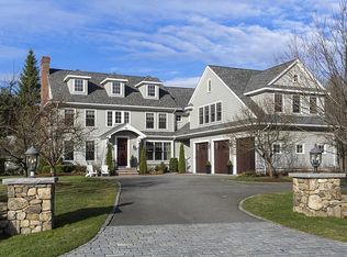 48 Garfield Rd, Concord, MA 01742