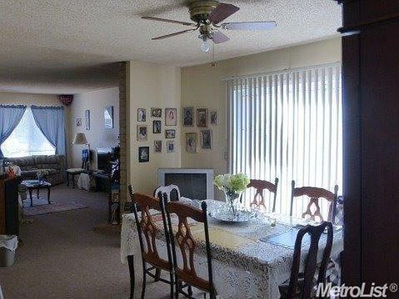 4th image of 7467 Della Cir