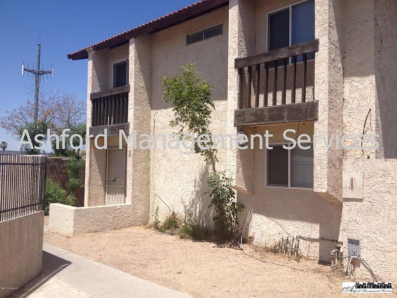 1st image of 2426 E Waltann Ln APT 3