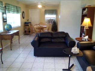 250 SE 20th Ave, Deerfield Beach, FL 33441