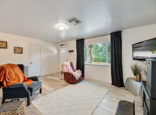 221 Acorn St, Merlin, OR 97532