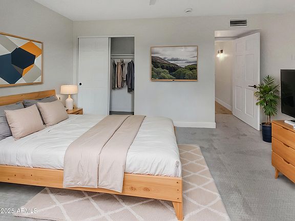 4th image of 5432 E JUNIPER Avenue