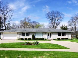 652 Ingalton Ave, West Chicago, IL 60185