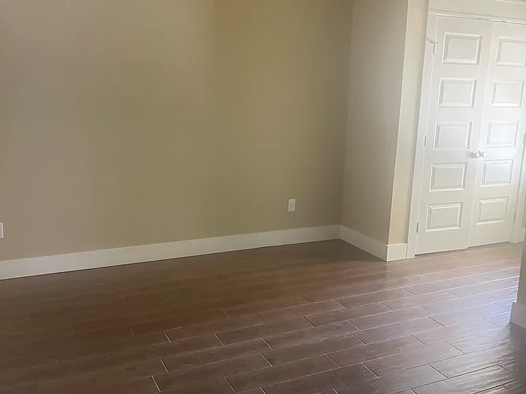 1133 Cabernet Dr — Photo 4