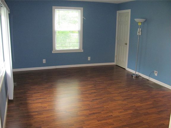 3rd image of 1133 N Berwick Ave