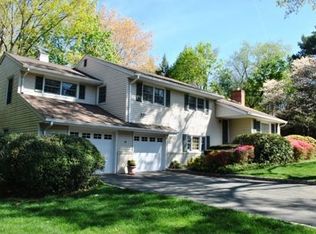 40 Cripplebush Rd, Old Tappan, NJ 07675