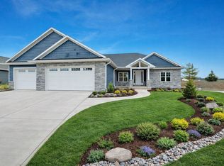 3745 Beachmont Rd, De Pere, WI 54115