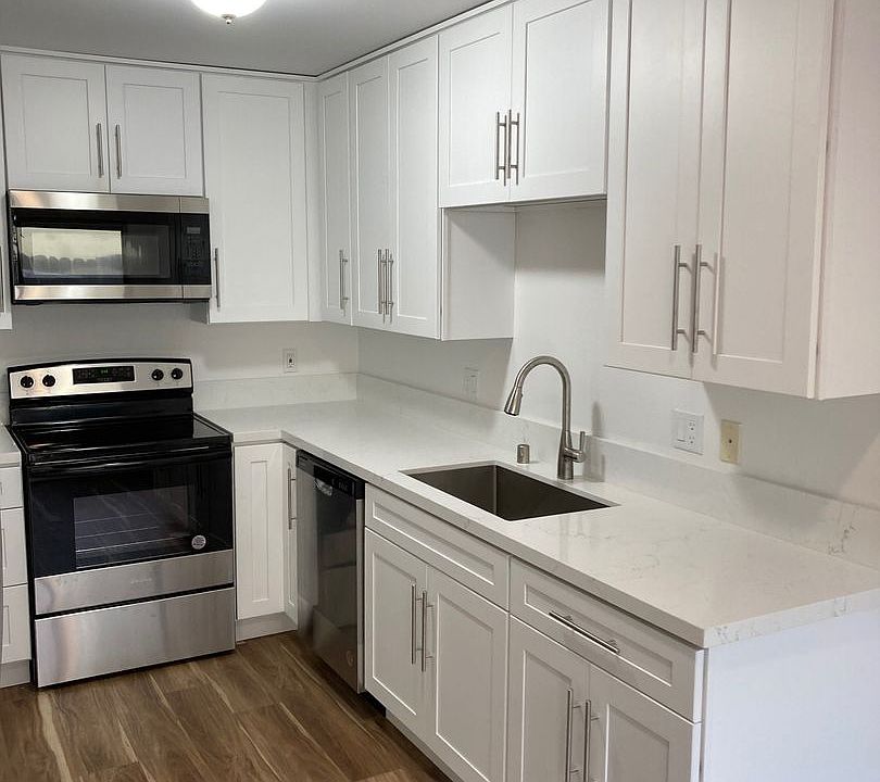 1st image of 3811 Green Ave